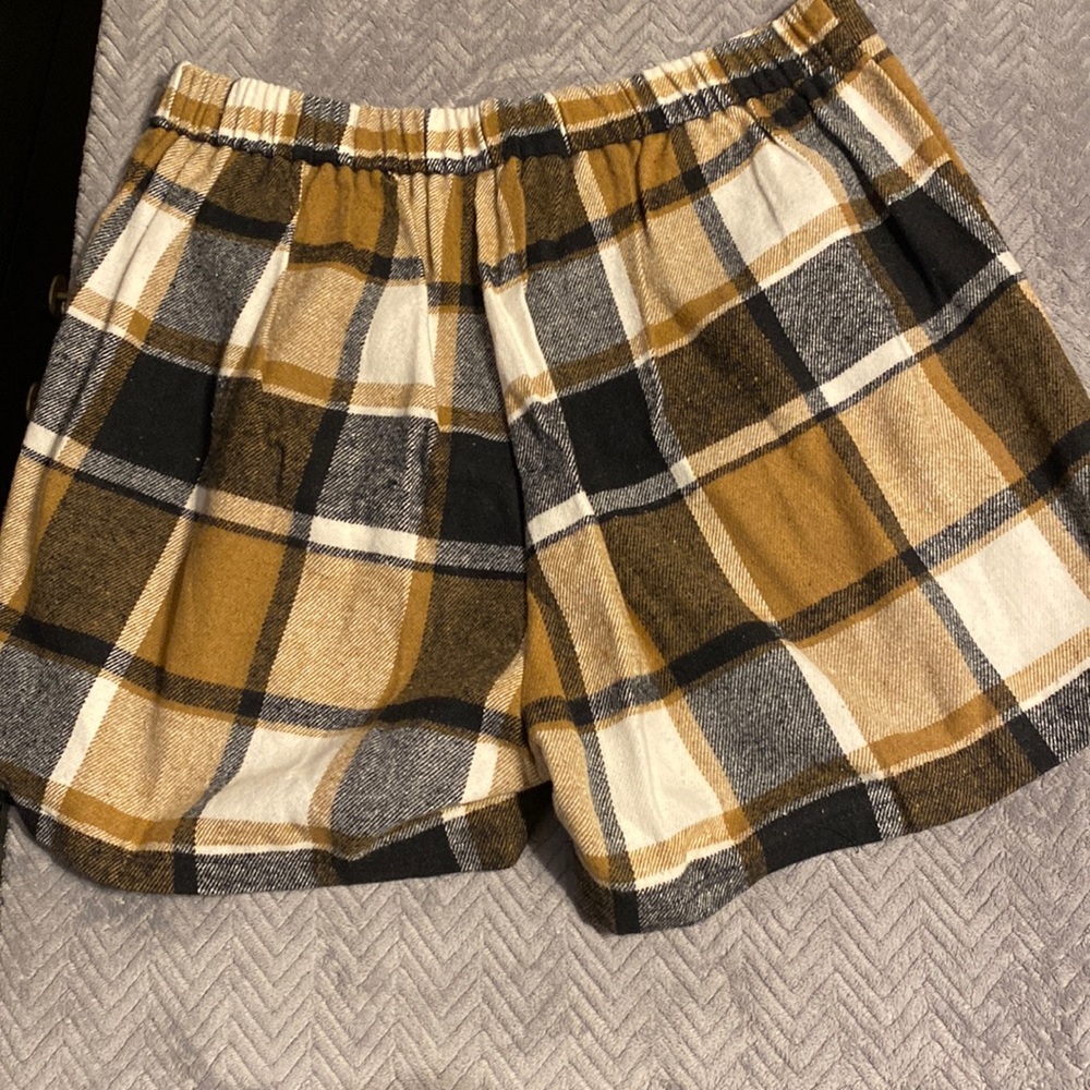 Shein plaid shorts 1XL